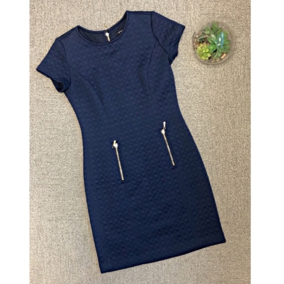 Sharagano Dresses & Skirts - 2/$10 💕 Sharagano Navy Quilted Dress Size 4 0019